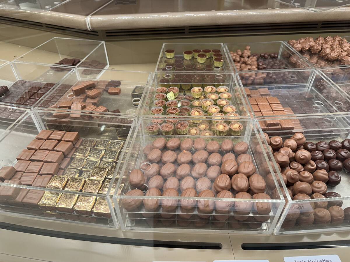 パリ購入★ベルナシオン★パレドール★パロタン250g チョコレートの画像4