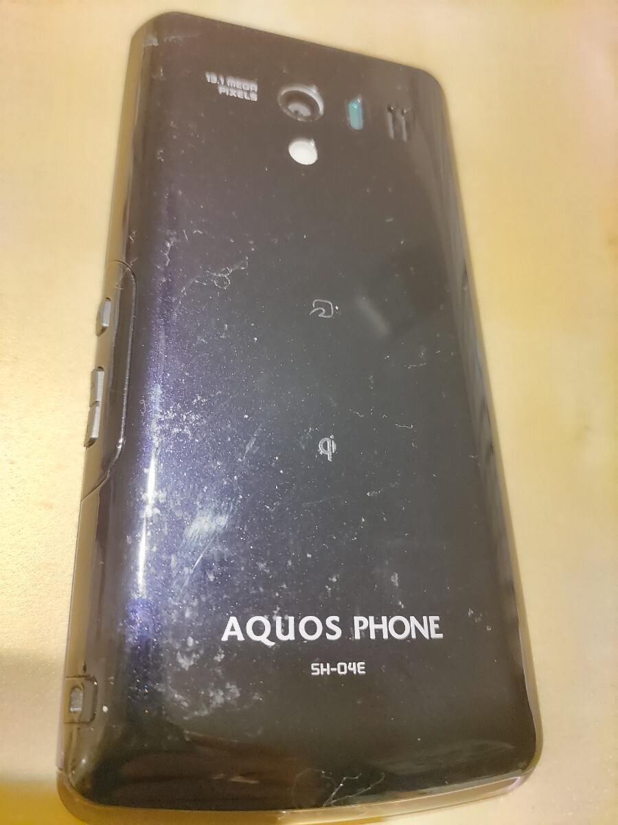 通電未確認！ 画面割れ無し！ シャープ SH-04E スマホ android docomo AQUOS PHONE EX 16GB ブラック ジャンク品 SHARP スマートフォン_画像2