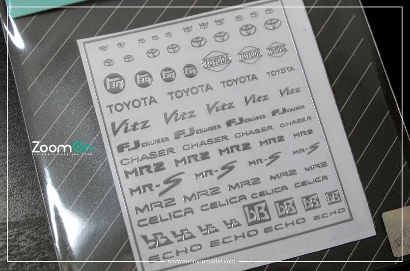 ZoomOn ZD045 1/24 トヨタ ロゴ メタルステッカー (B)_画像1
