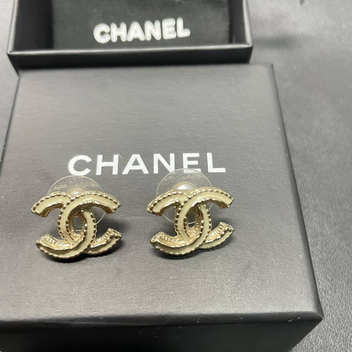 美品 CHANEL シャネル ピアス　A12A ココマーク 正規品 CH03A112_画像2