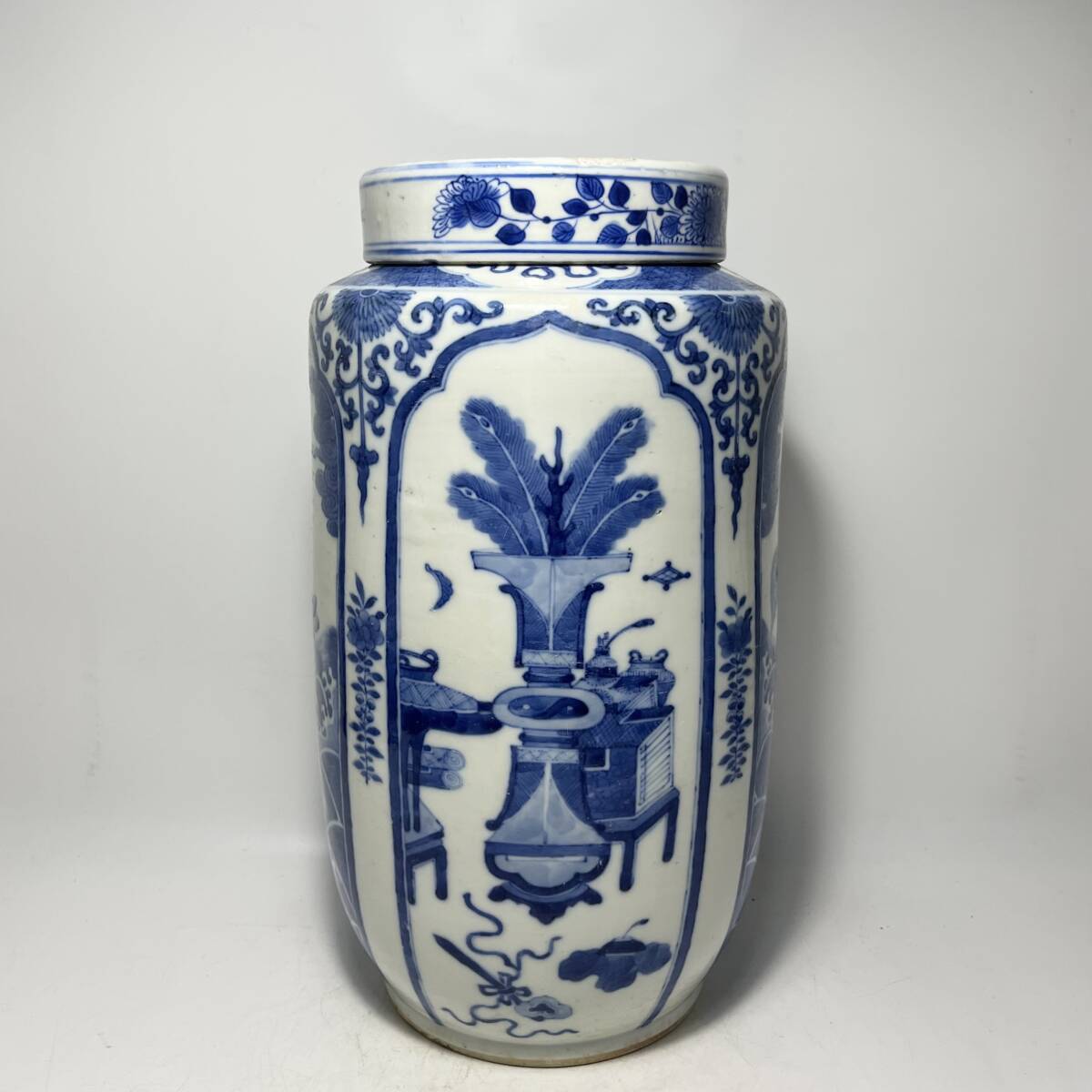 中国美術 大清康熙年製 青花瑞獣八宝紋茶葉罐 蓋罐 の画像3
