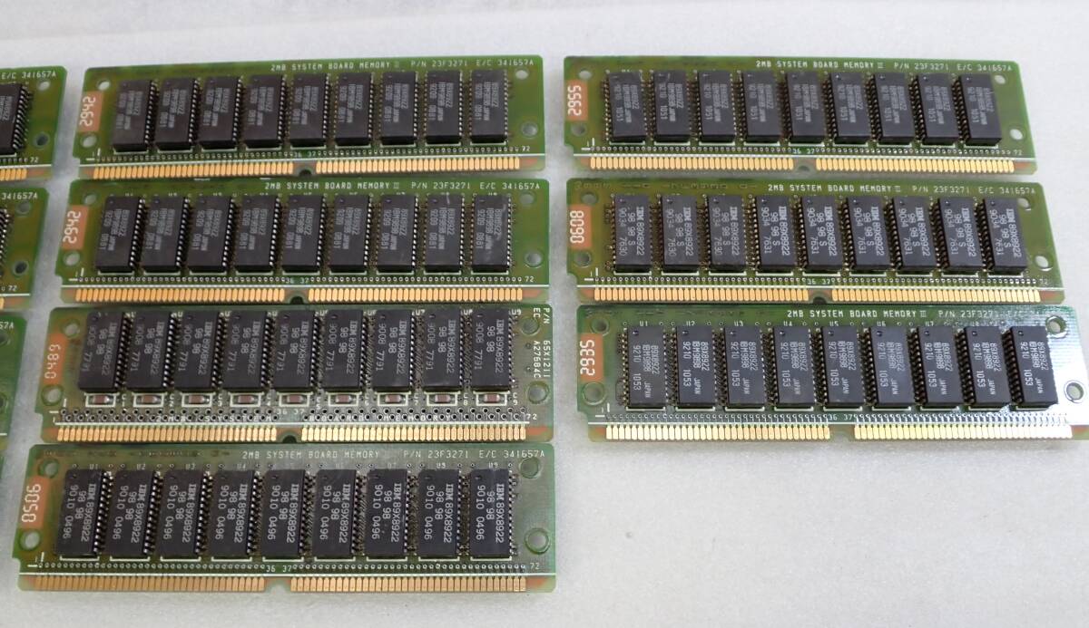 デスクトップ用 2MB System Board Memory III P/N 23F3271 341657A A27684C メモリ SIMM 2MB×11枚セット 動作未確認 #BB01015の画像3