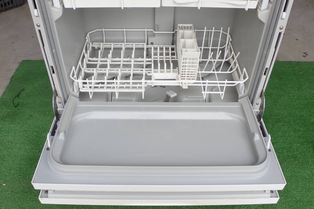 Panasonic パナソニック 食洗機 NP-TA1-W ホワイト 食器洗い乾燥機 2018年製 通電確認のみ#BB0993の画像5