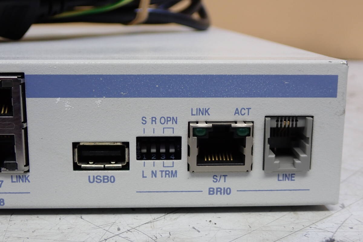 NEC UNIVERGE IX2215 日本製 本体 ギガビット回線 ルーター 8ポート スイッチングハブ 無線LAN 動作確認済み#BB01045の画像4