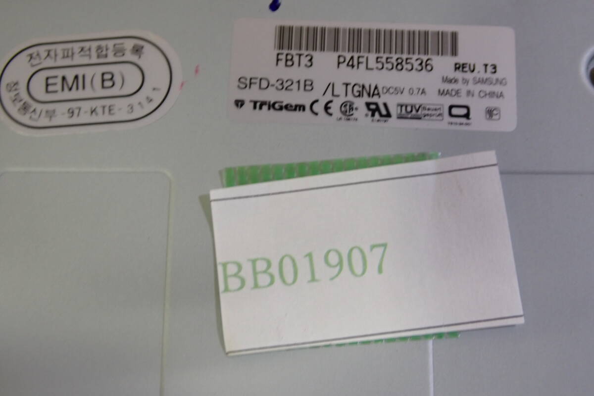 Samsung 3.5インチフロッピーディスクドライブ SFD-321B /LTGNA TriGem ケーブル付き 通電確認のみ#BB01907の画像9