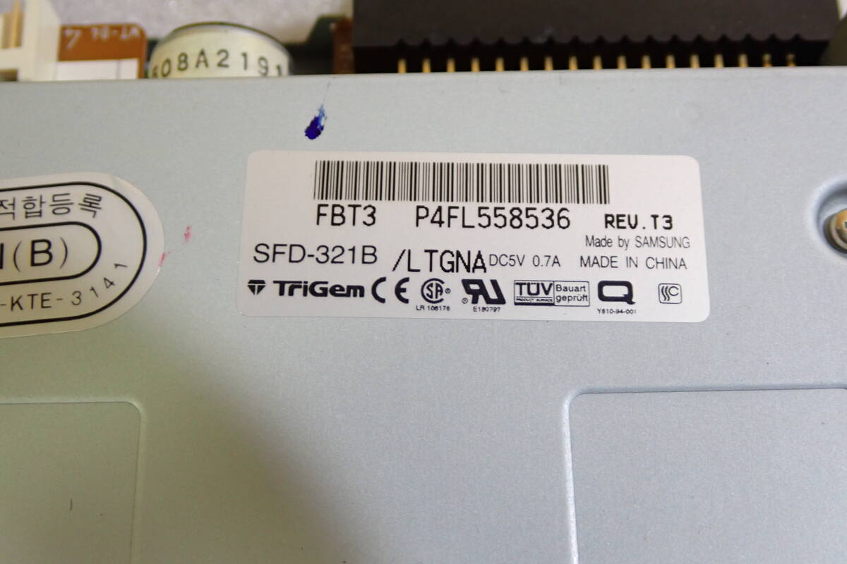 Samsung 3.5インチフロッピーディスクドライブ SFD-321B /LTGNA TriGem ケーブル付き 通電確認のみ#BB01907_画像3