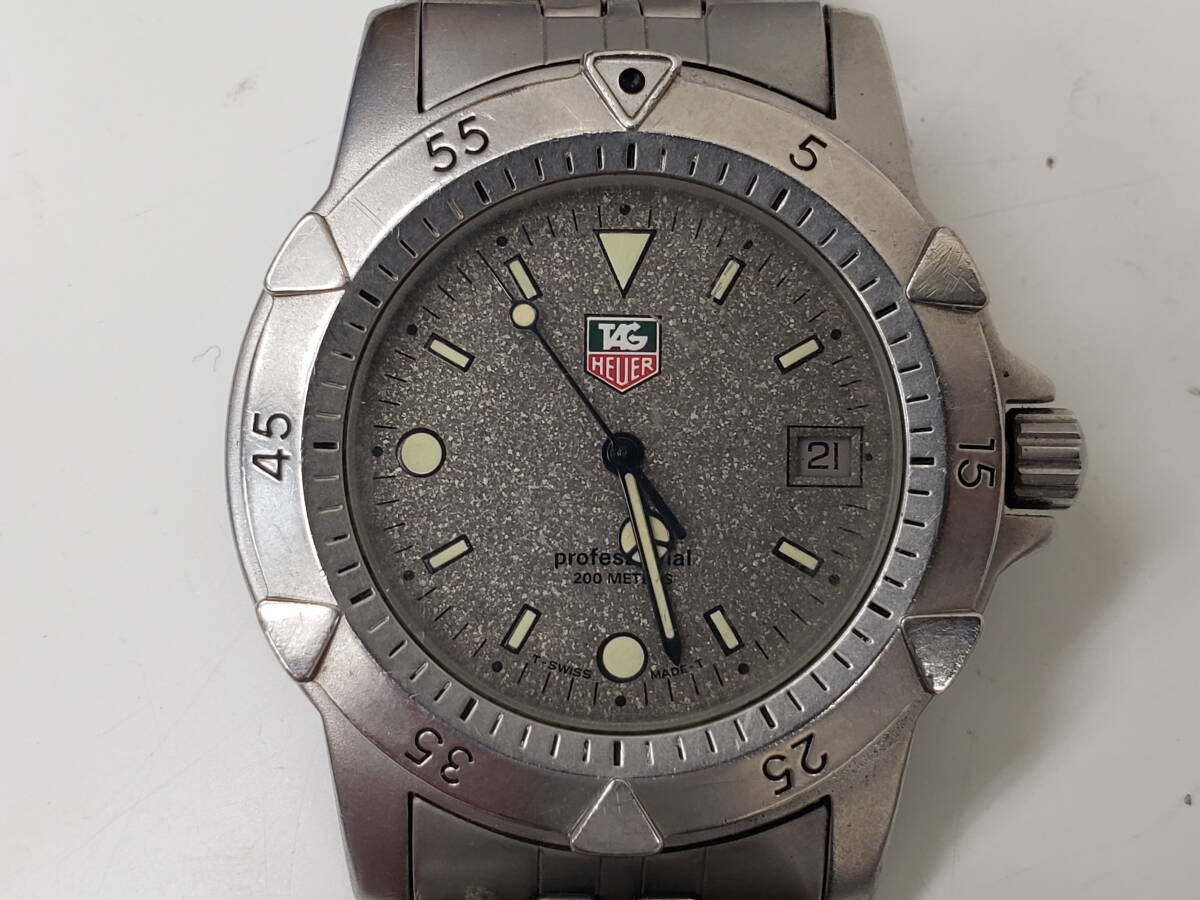 TAG HEUER　959.706G　【不動品】　タグホイヤー プロフェッショナル グレー クオーツ メンズ 腕時計　激安１円スタート_画像1