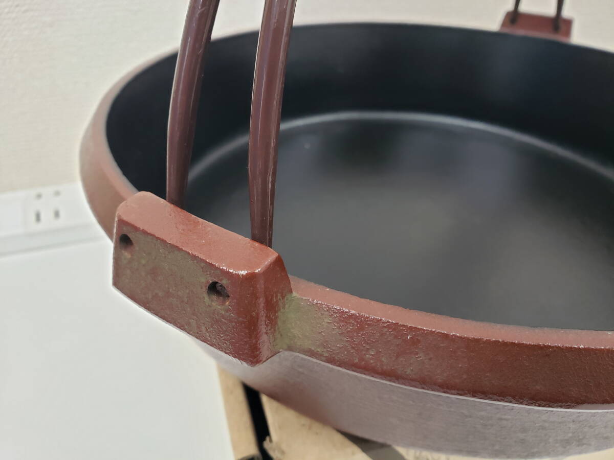 すき焼き鍋 岩手 南部鉄器 未使用品 すき鍋 27ｃｍ 汚れあり 現状品 激安１円スタートの画像3