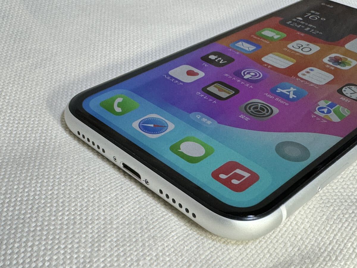 11560円 極美品 iPhone XR 128GB ホワイト バッテリーApple 11560円 極美品 iPhone XR 128GB ホワイト バッテリーApple