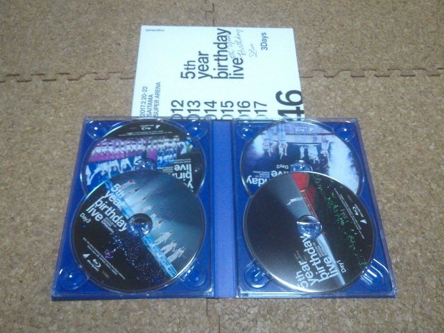 乃木坂46【5th year birthday live】★BD・Blu-ray・ブルーレイ★完全生産限定盤・4枚組★ポストカードセット付（G）★の画像3