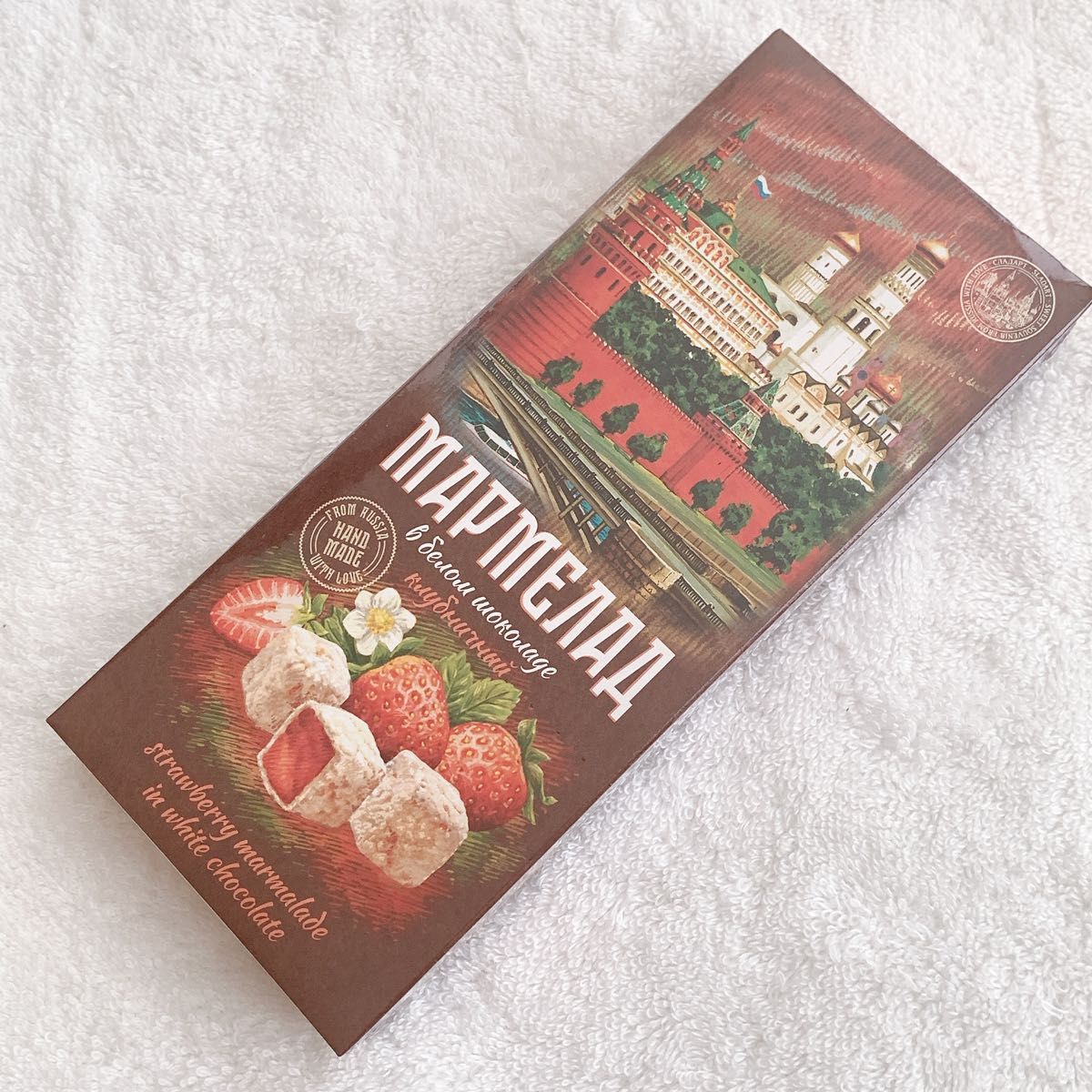 【新品4箱】ロシア　モスクワ　チョコ菓子　手土産　パケ買い　可愛い　食品　グミ飴