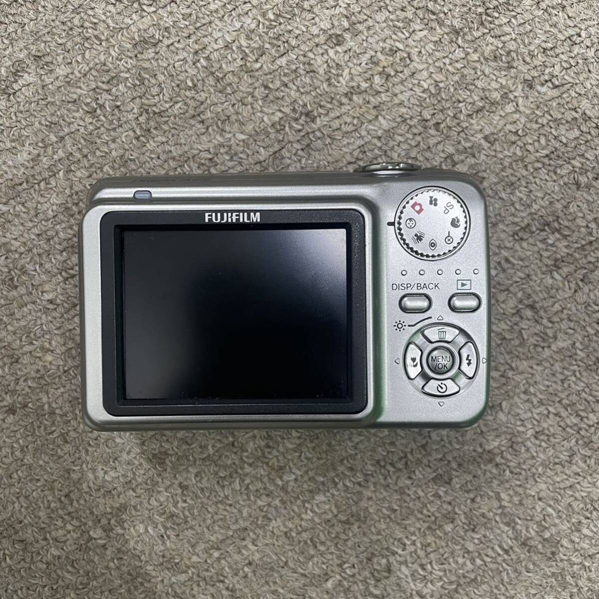 箱付き 簡易動作確認済 FUJIFILM FinePix A800 富士フイルム ファインピクス シルバー デジタルカメラ デジカメ の画像4