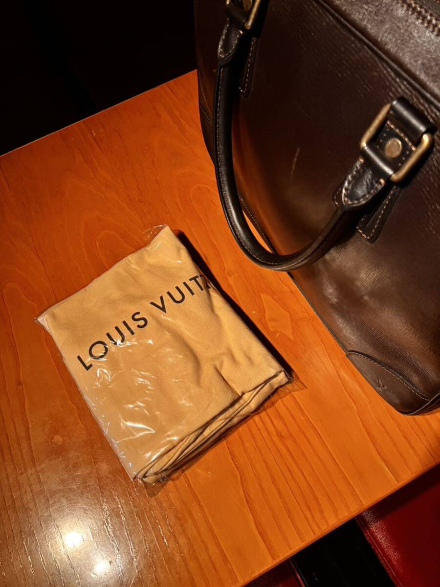 ルイヴィトン Louis Vuitton ユタ アコマ 参考定価：45万1000円 W41cm×H28cm×D12cm カ ラ ー：カフェ 保存袋有り made in Franceの画像5