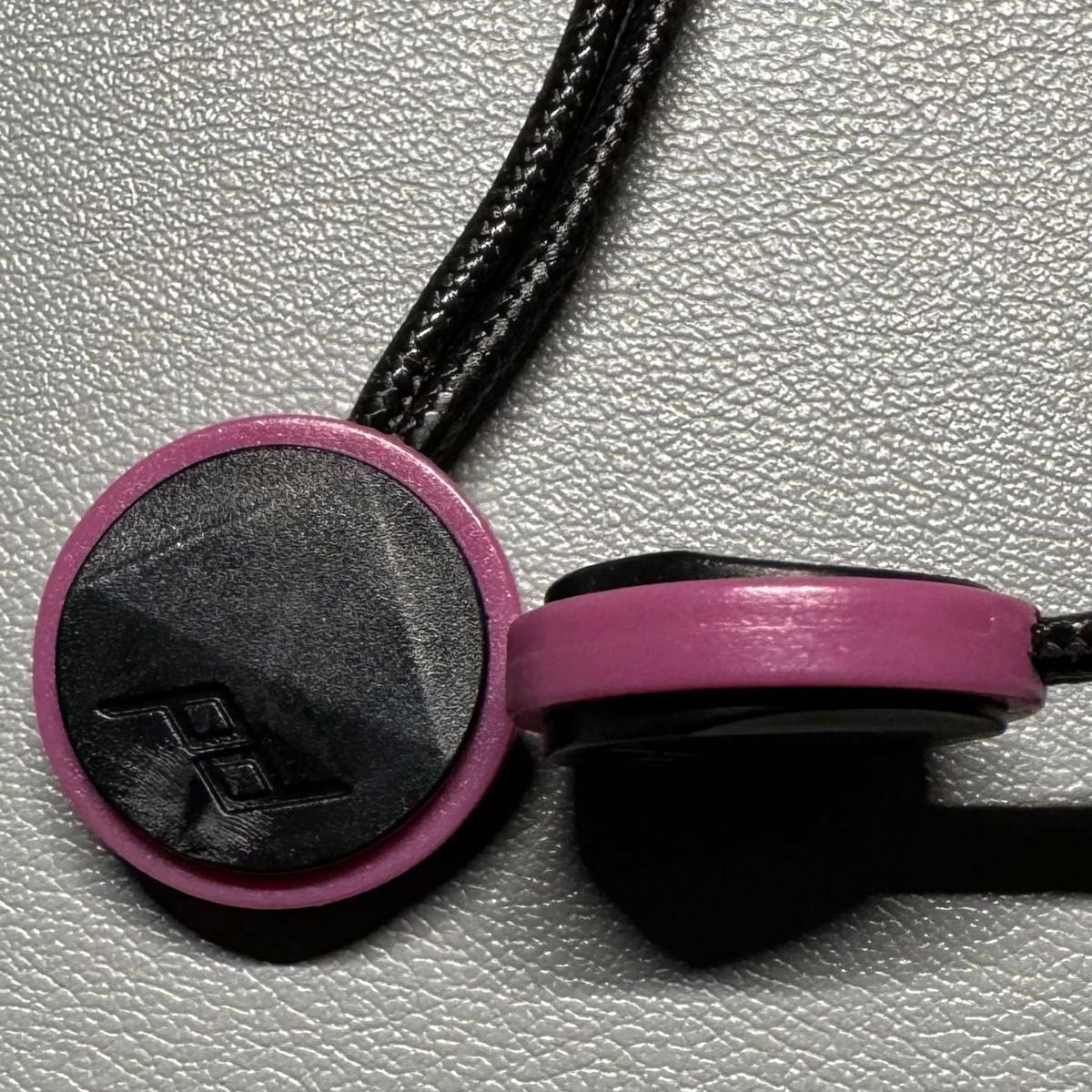 ラス1 パープル ピンク 限定色アンカー ピークデザイン 紫アンカーv4 未使用 2ケ
