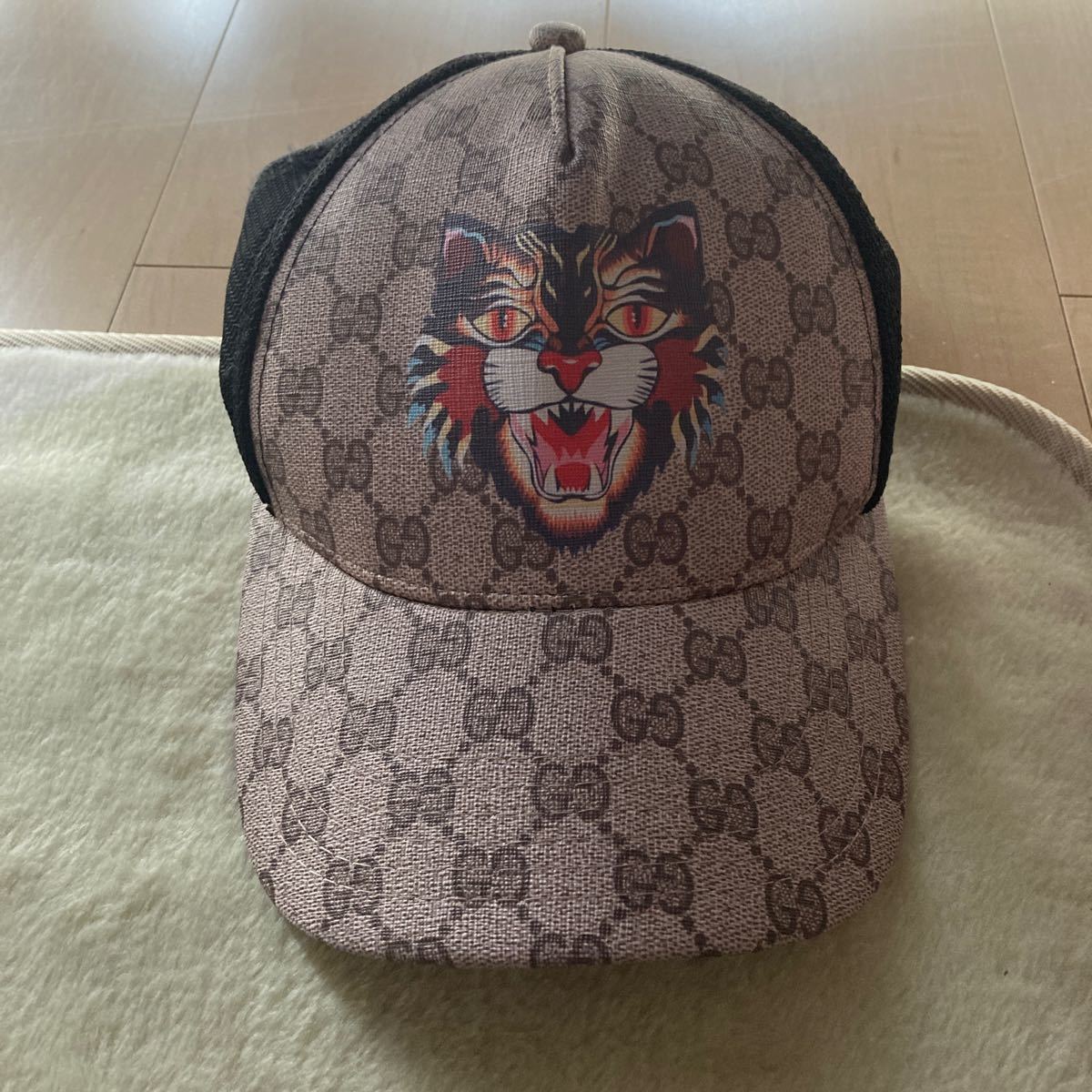 GUCCI グッチ キャップ アングリーキャット Mサイズ（GUCCI