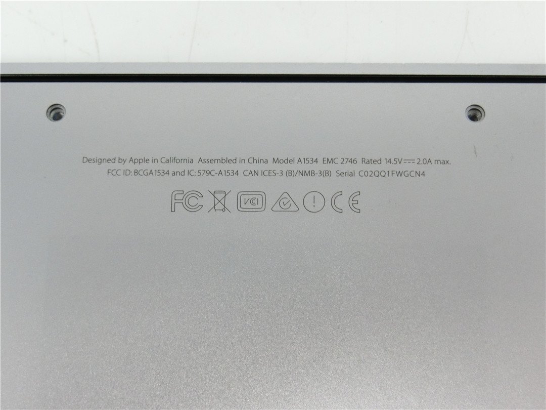 中古　Macbook 　A1534　 　バッテリー　マザーボードと本体止めネジ欠品 　詳細不明　ノートPCパソコン　ジャンク品　送料無料_画像8