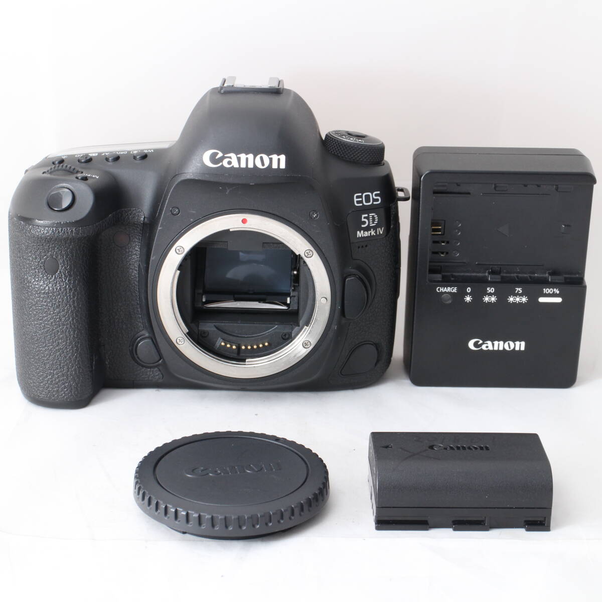 ☆実用品☆ Canon デジタル一眼レフカメラ EOS 5D Mark IV ボディー EOS5DMK4 キヤノン #2147_画像1