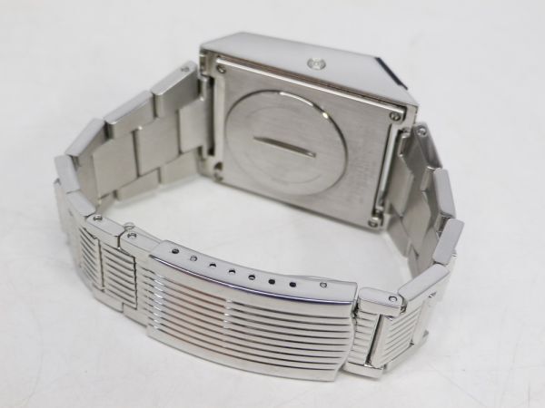 47●a418☆中古品　メンズ腕時計　ブローバ　アーカイブスシリーズ　コンピュートロン　96C139　LEDデジタル　BULOVA　現状_画像4