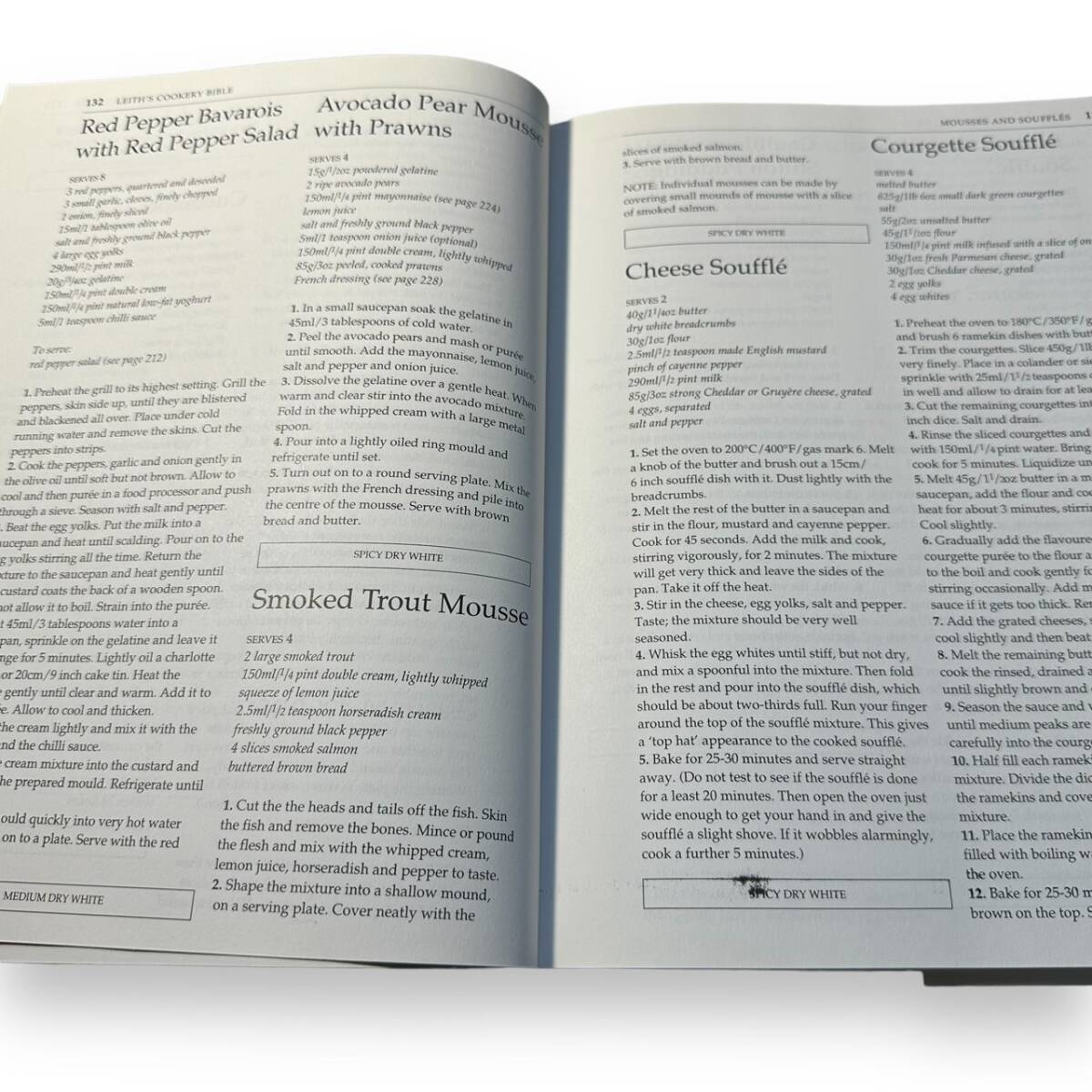 E-098【洋書】「Leith's Cookery Bible」Prue Leith (著), Caroline Waldegrave (著)　お料理の本_画像8