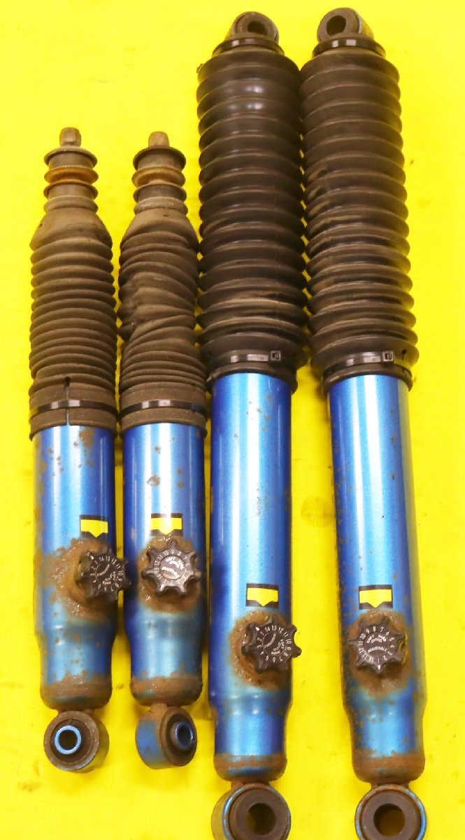 200 series Hiace CUSCO touring A rom and rear (before and after) damping force 14 step adjustment attaching shock absorber 