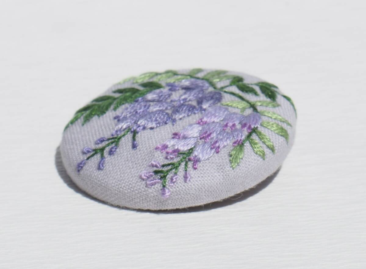 395.exit_deguchi ハンドメイド　藤の花　手刺繍ブローチ　プレゼント　和装帯留め　アクセサリー　バッグや帽子にも_画像5