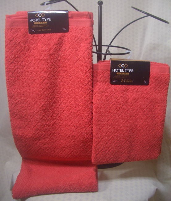 [ hotel bath towel specification!] India cotton use cotton 100% pie ru bath towel < red plain ( small diamond pattern ): approximately 60×120cm>7155-red-bath