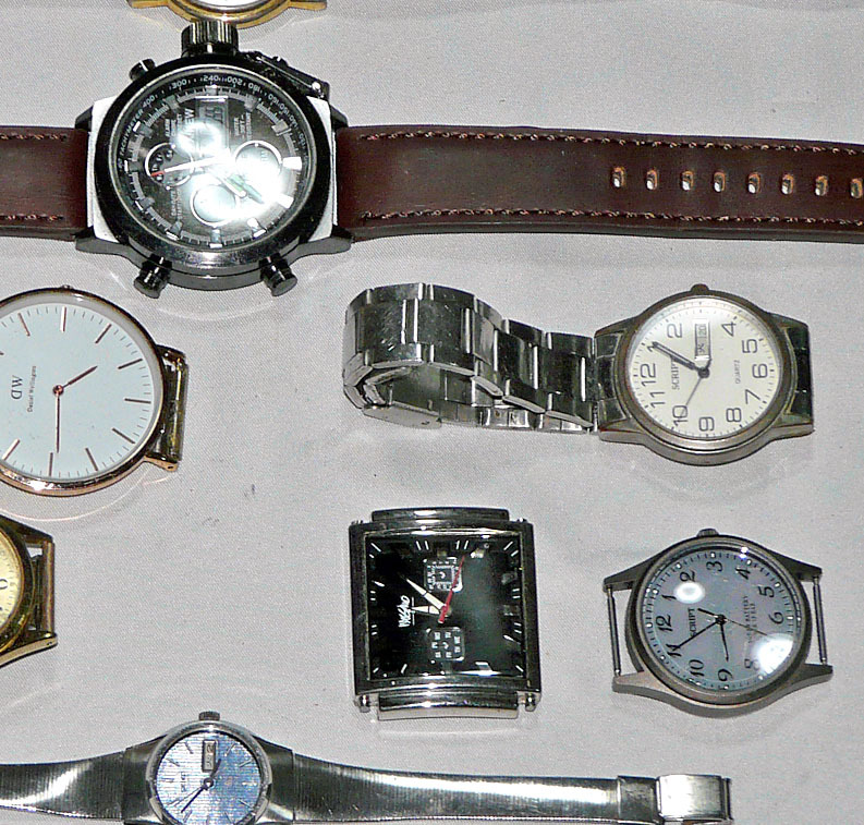 大量 まとめ売り SEIKO ALBA DW XINEW J-AXIS など メンズ・レディース ほか 腕時計 各種 ウォッチ セット [ジャンク]_画像7