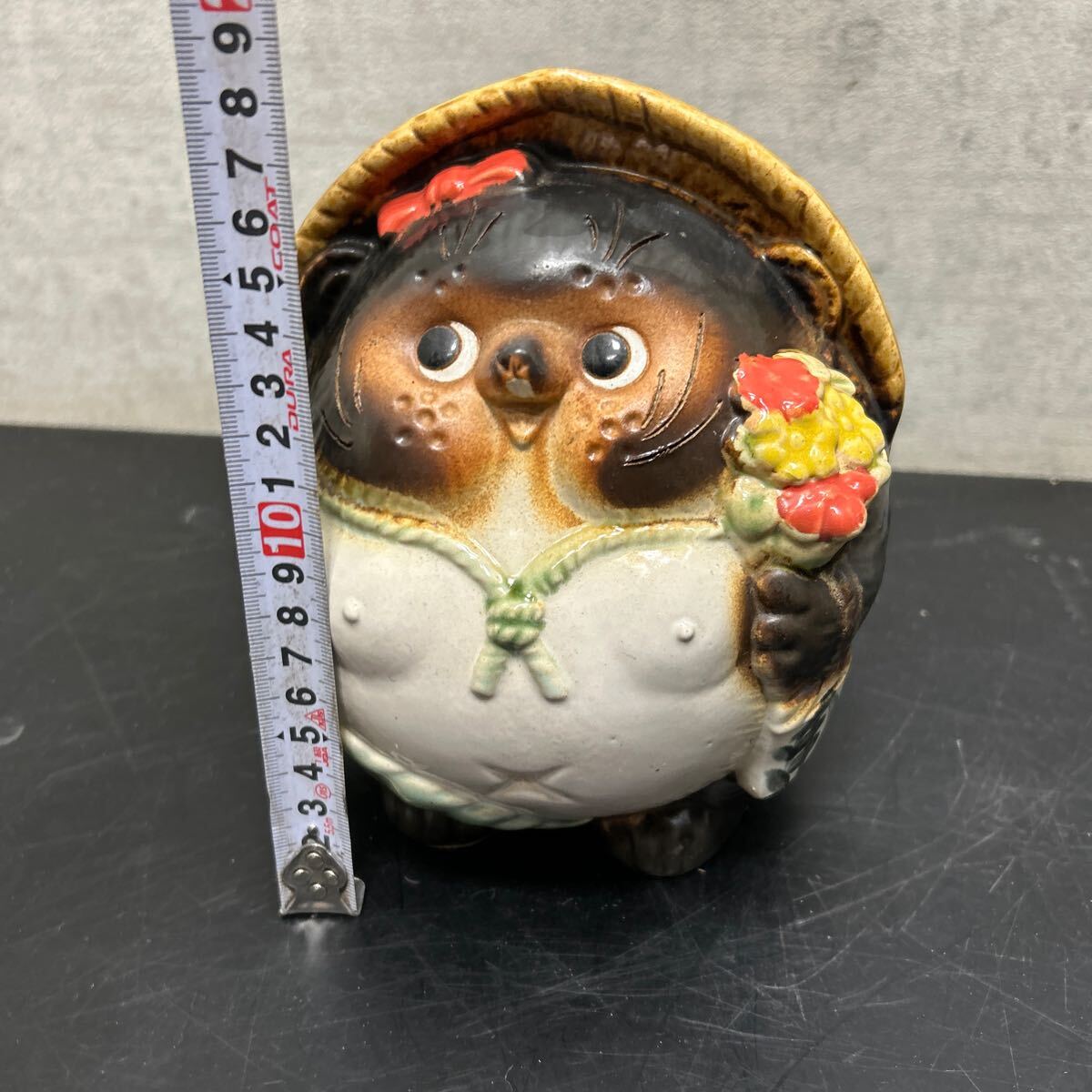  Shigaraki .. ornament .. thing ... asian racoon objet d'art interior quotient ... ceramics girl. . ceramics retro miscellaneous goods 