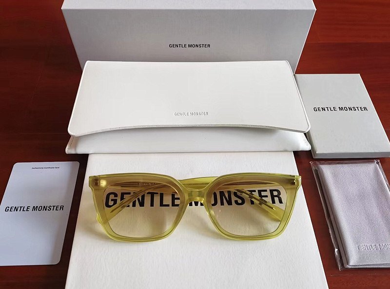  new goods unused * popular model *GENTLE MONSTER*jentoru Monstar Mondo. slope wide .BTS favorite * sunglasses * yellow 