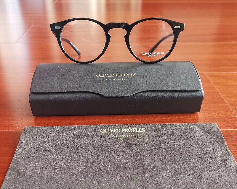 最高級*イタリア製★「OLIVER PEOPLES/オリバーピープルズ」伝説の大人気作・OV5186・ボストン・メガネフレーム/黒_画像2