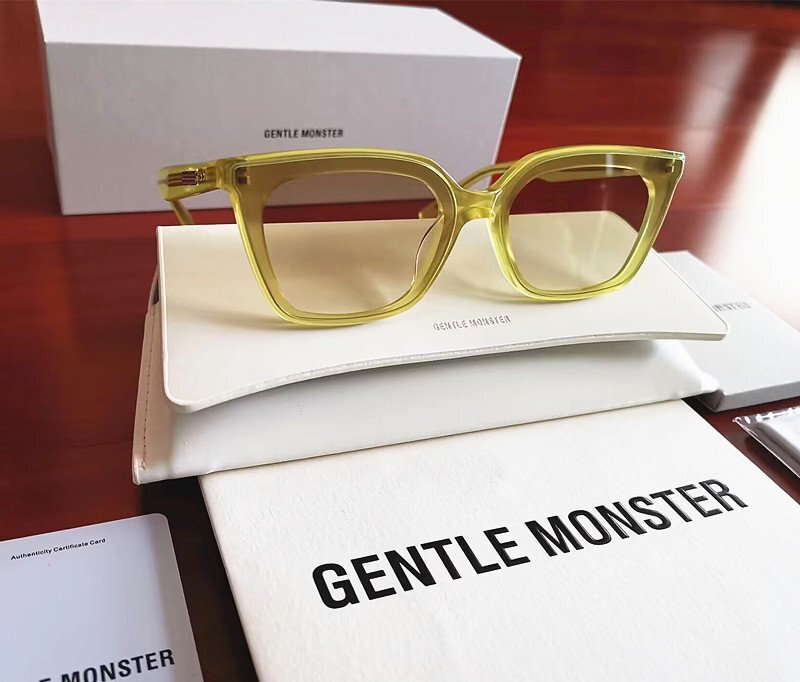  new goods unused * popular model *GENTLE MONSTER*jentoru Monstar Mondo. slope wide .BTS favorite * sunglasses * yellow 