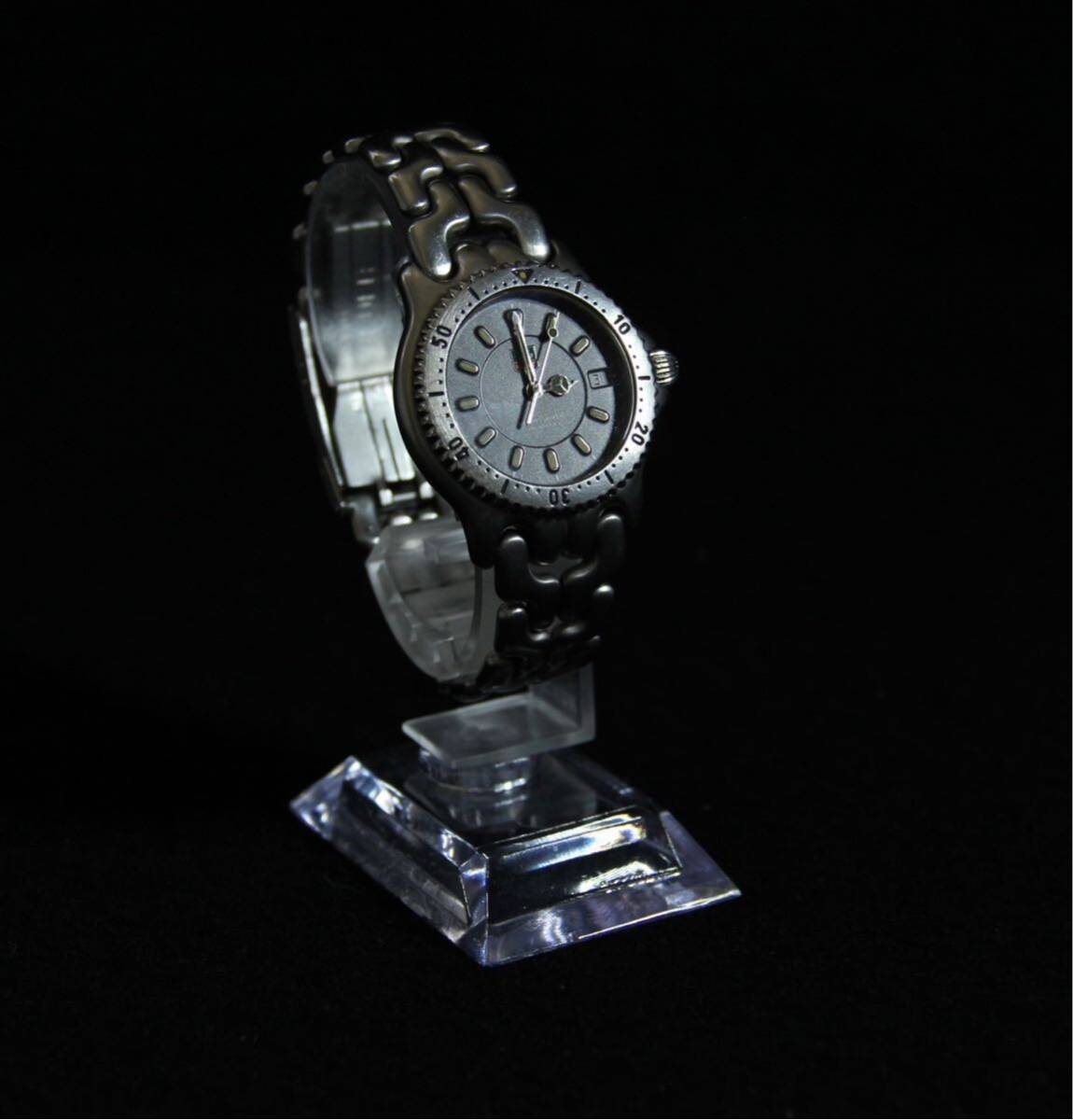 37. TAG HEUER タグホイヤー 時計 プロフェッショナル 200 WG1213-KOクォーツ メンズ腕時計 文字盤 メンズ腕時計 _画像3