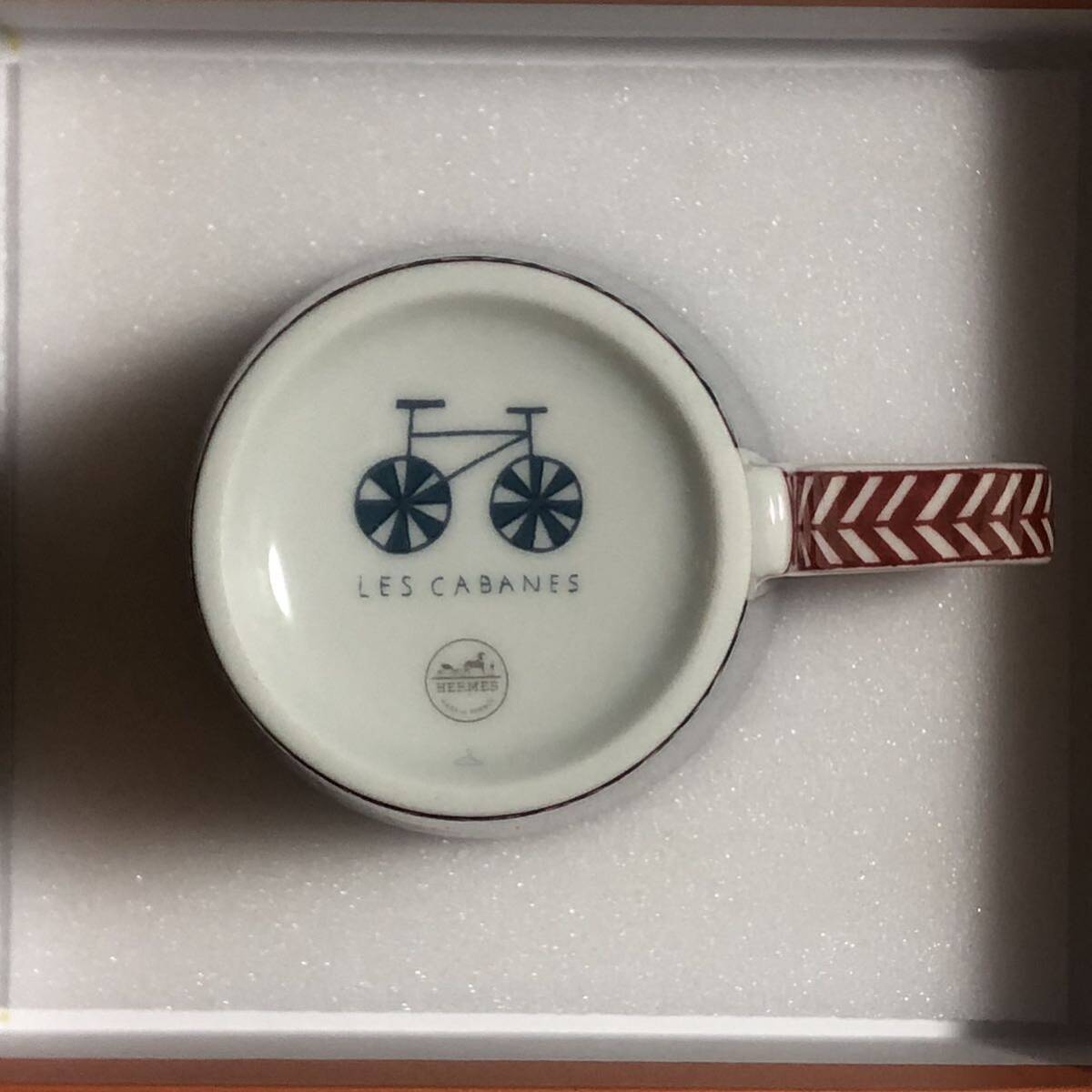 未使用 HERMES マグ 〈カバン〉 シェブロン・ブルー ポーセリン 未使用 HERMES マグ 〈カバン〉 シェブロン・ブルー ポーセリン