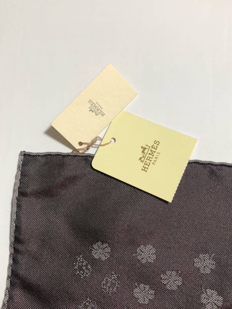 未使用 タグ付 HERMES プチカレ ミニスカーフ シルク エルメス 未使用 タグ付 HERMES プチカレ ミニスカーフ シルク エルメス