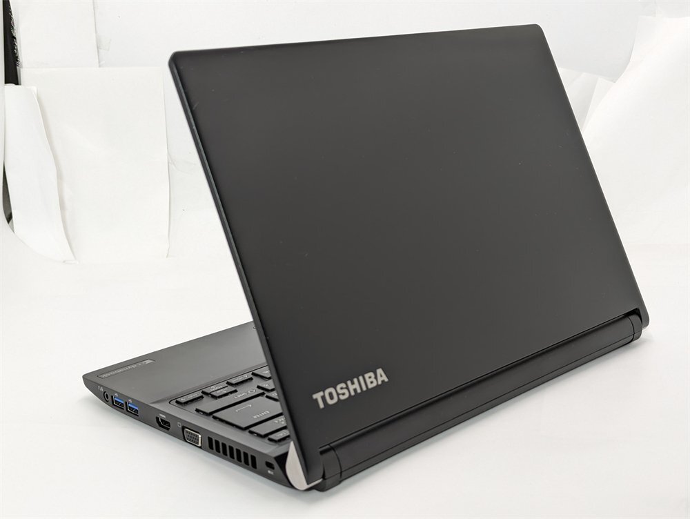 激安 美品 13.3インチ 高速SSD ノートパソコン 東芝TOSHIBA R73/M 第7世代Core i3 8GBメモリ 無線 Bluetooth Windows11 Office 保証付_画像2