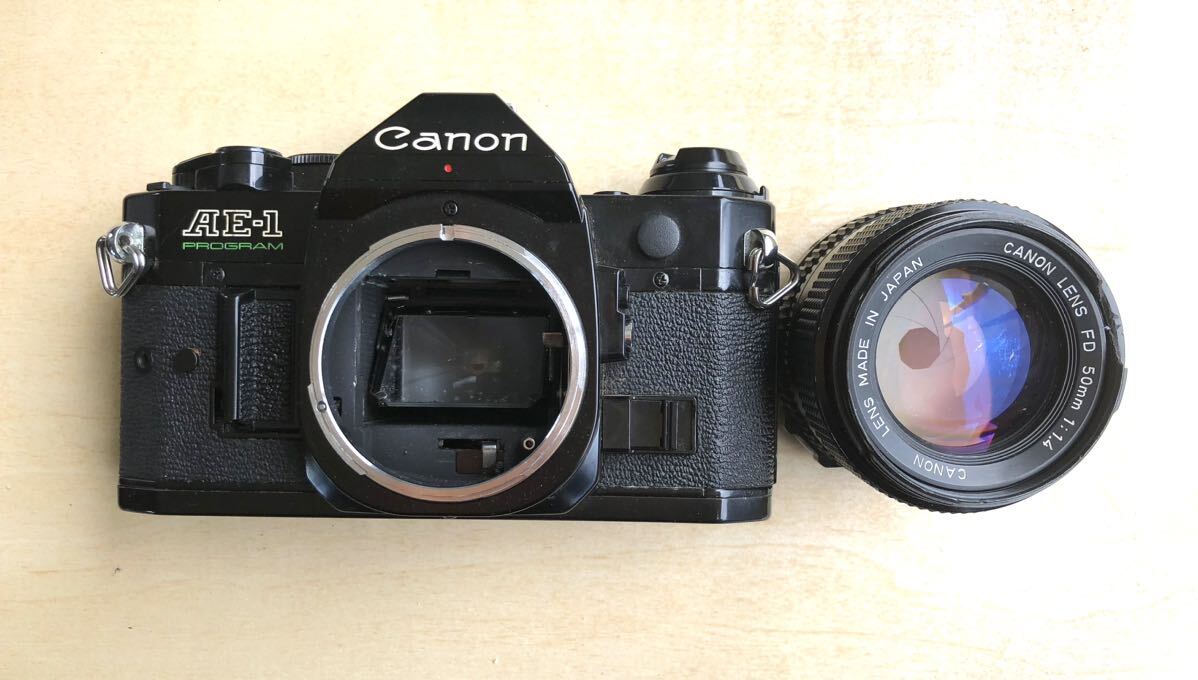【まとめ売り】ジャンク品 キヤノン 5台 カメラ レンズ フラッシュ 動作未確認 CANON EOS100 EOS5 EOS7 EOS Kiss AE-1フィルムカメラ_画像3