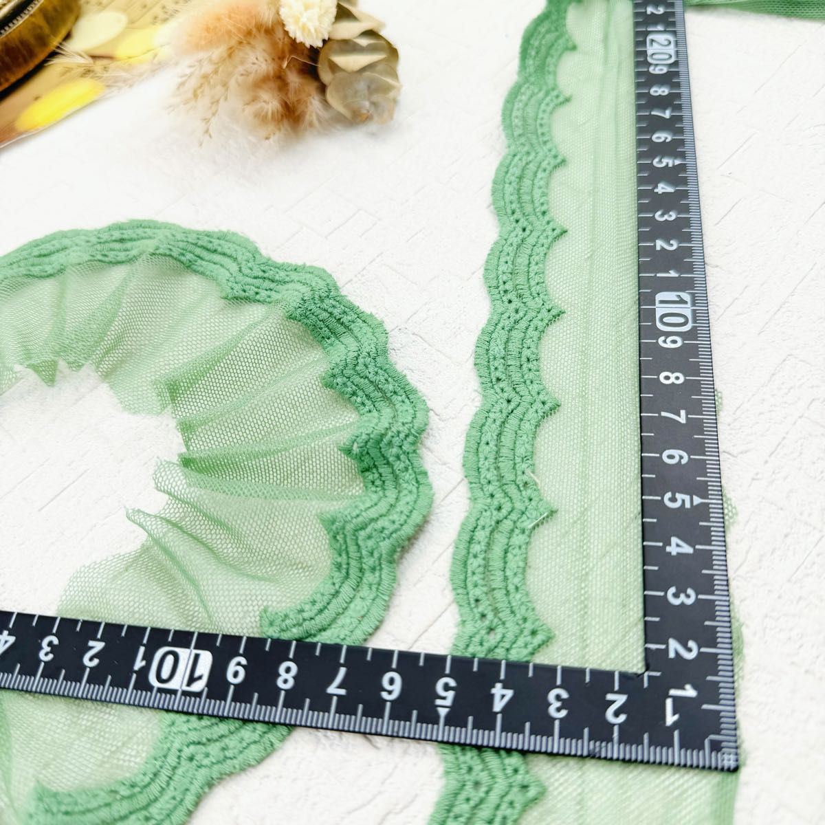 S522【12.5m】良い品質　幅狭いシンプル綿糸刺繍チュールレース生地　ミドリ