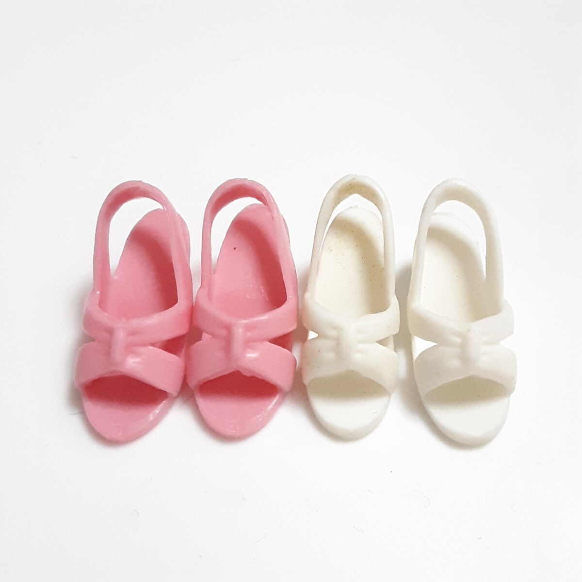 即決 リカちゃん ジェニー momoko サンダル パンプス 靴 シューズ ピンク ホワイト 白 人形用 タカラ_画像1