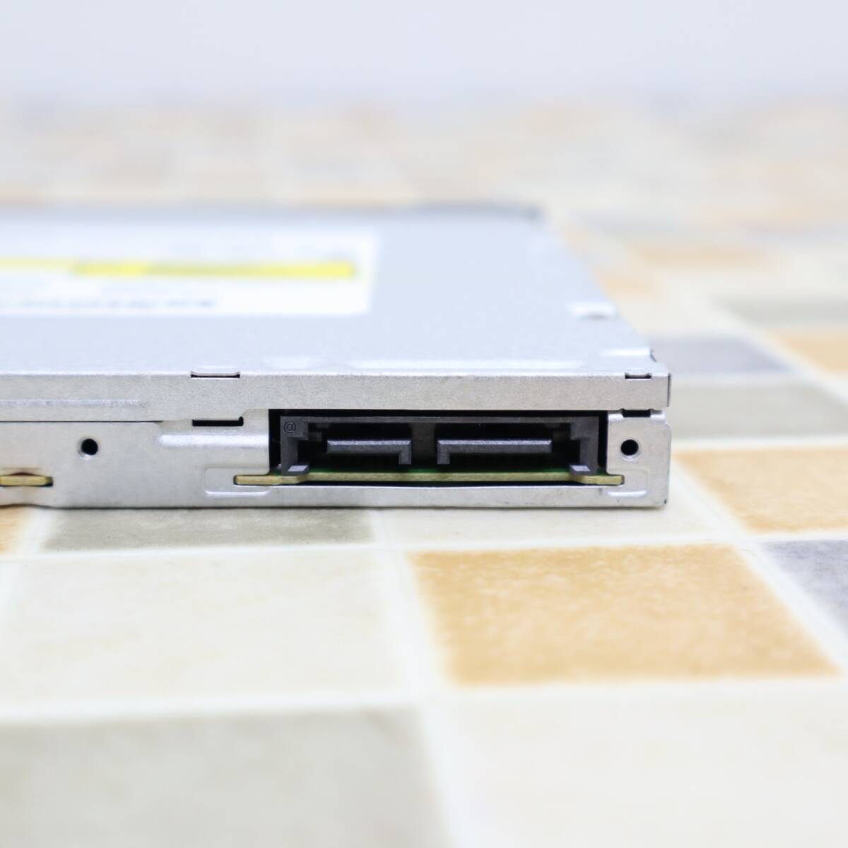 * 12.7mmlDVD мульти- накопитель на оптических дисках lHP SN-108 EliteDisk 800 G1 USTD удален l считывание подтверждено #O6151