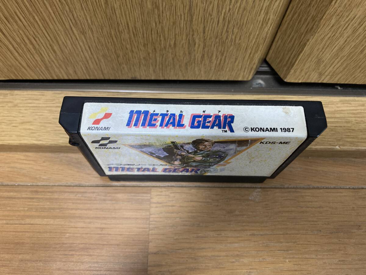 即決! メタルギア METAL GEAR ファミコン FC_画像2