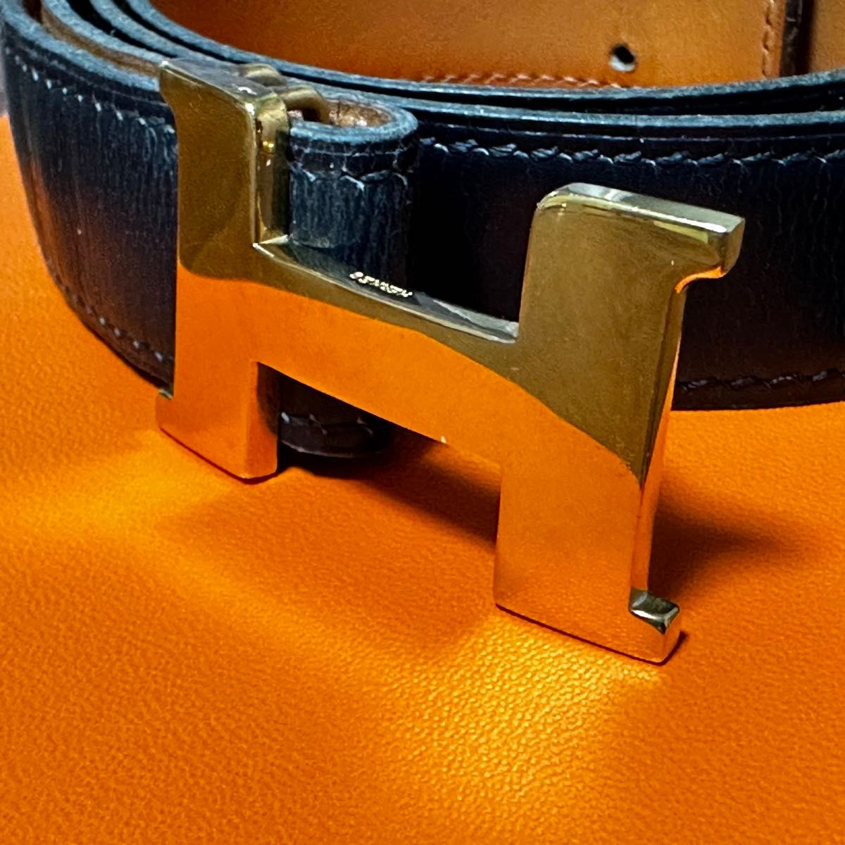 HERMES エルメス　コンスタンス　ベルト　ヴィンテージ　ゴールドバックル　ブラック 黒　細幅　レディース　送料込み