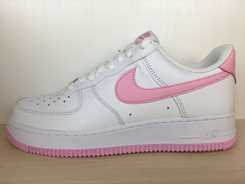 NIKE（ナイキ） AIR FORCE 1'07（エアフォース1'07） FJ4146-101 スニーカー 靴 メンズ 26,0cm 新品 (1951)_画像1