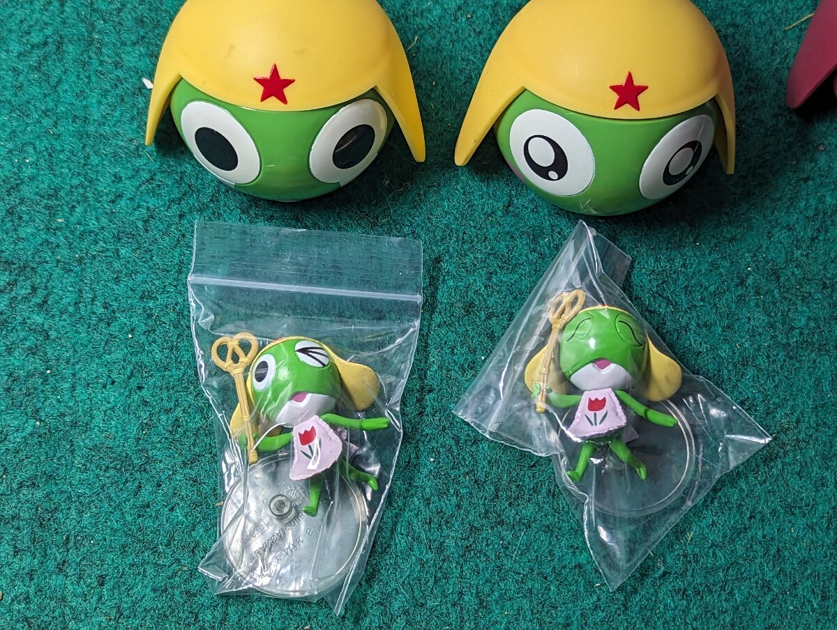  the first .. Showa Retro Keroro Gunso Keroro Gunso series mini figure sticking plaster etc. all together (2)