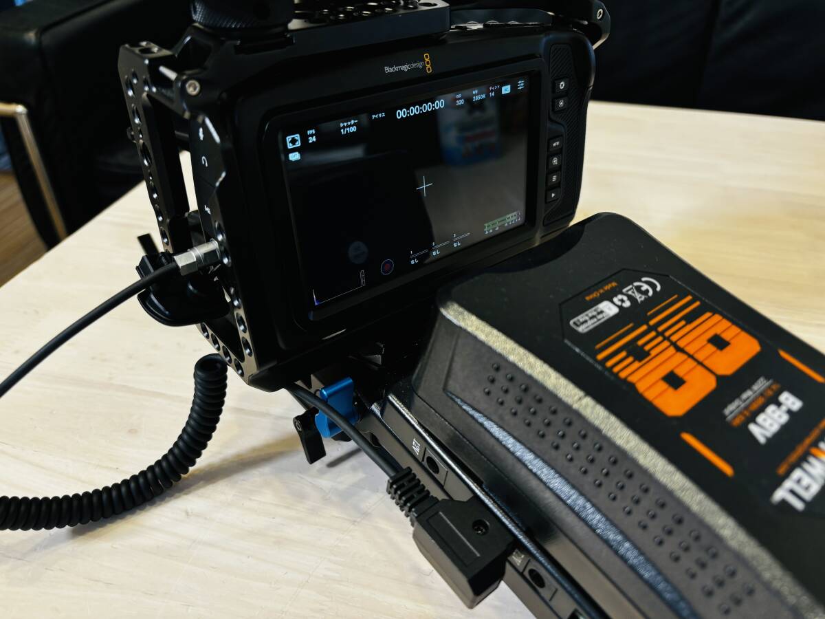 【使用頻度極小】BMPCC4K本体＋フルリグセット　Blackmagic Pocket Cinema Camera 4K 付属品多数！　★極上美品★_画像5