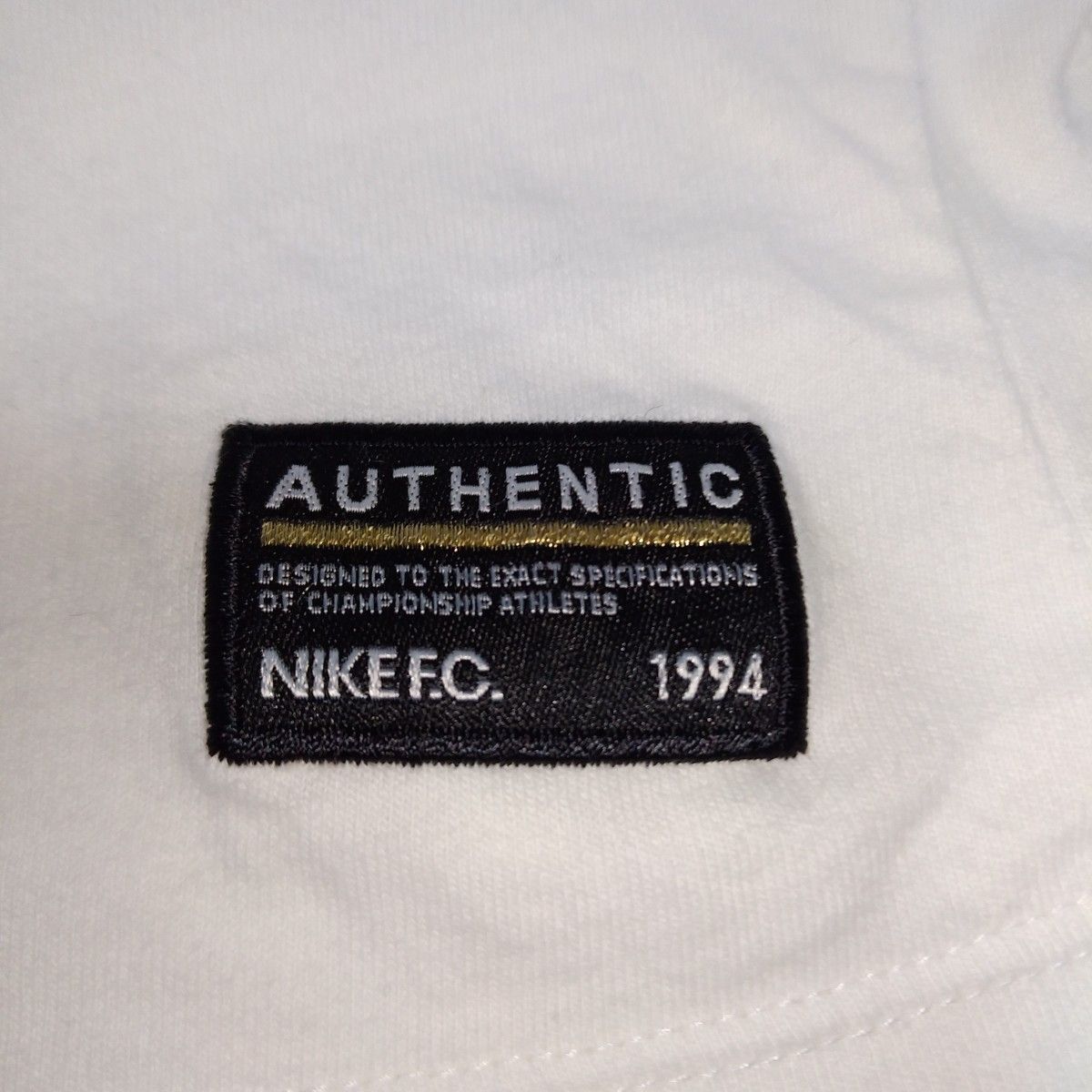 ナイキ 白半袖Tシャツ NIKEロゴプリントMサイズ