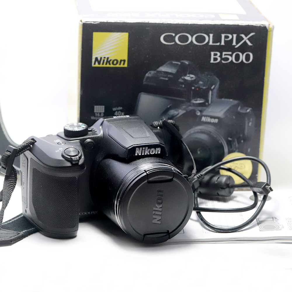 ニコン Nikon デジタルカメラ COOLPIX B500 セット 単三電池稼働　_画像1