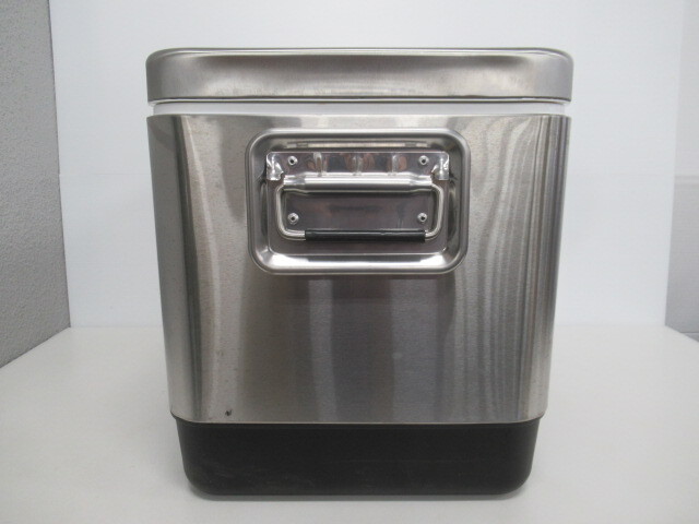 TENT FACTORY metal cooler,air conditioner steel box L camp cooler,air conditioner / keep cool utensil 034822007