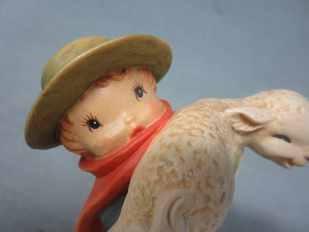 ANRI アンリ 木彫り人形 「ヒツジを抱く少年」 フェランディス ITALY 中古品！の画像8