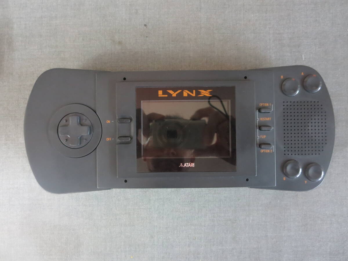 ATARI　LYNX　アタリ　リンクス　PAG-0200　ゲームカード2枚付　中古品！_画像2