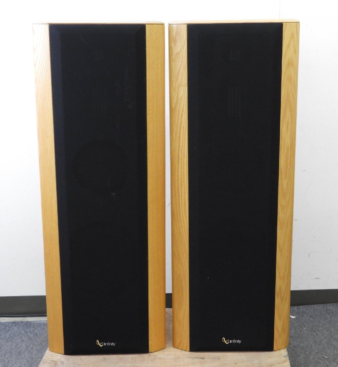 * Infinity Infinity Renaissance 90 speaker pair * used *